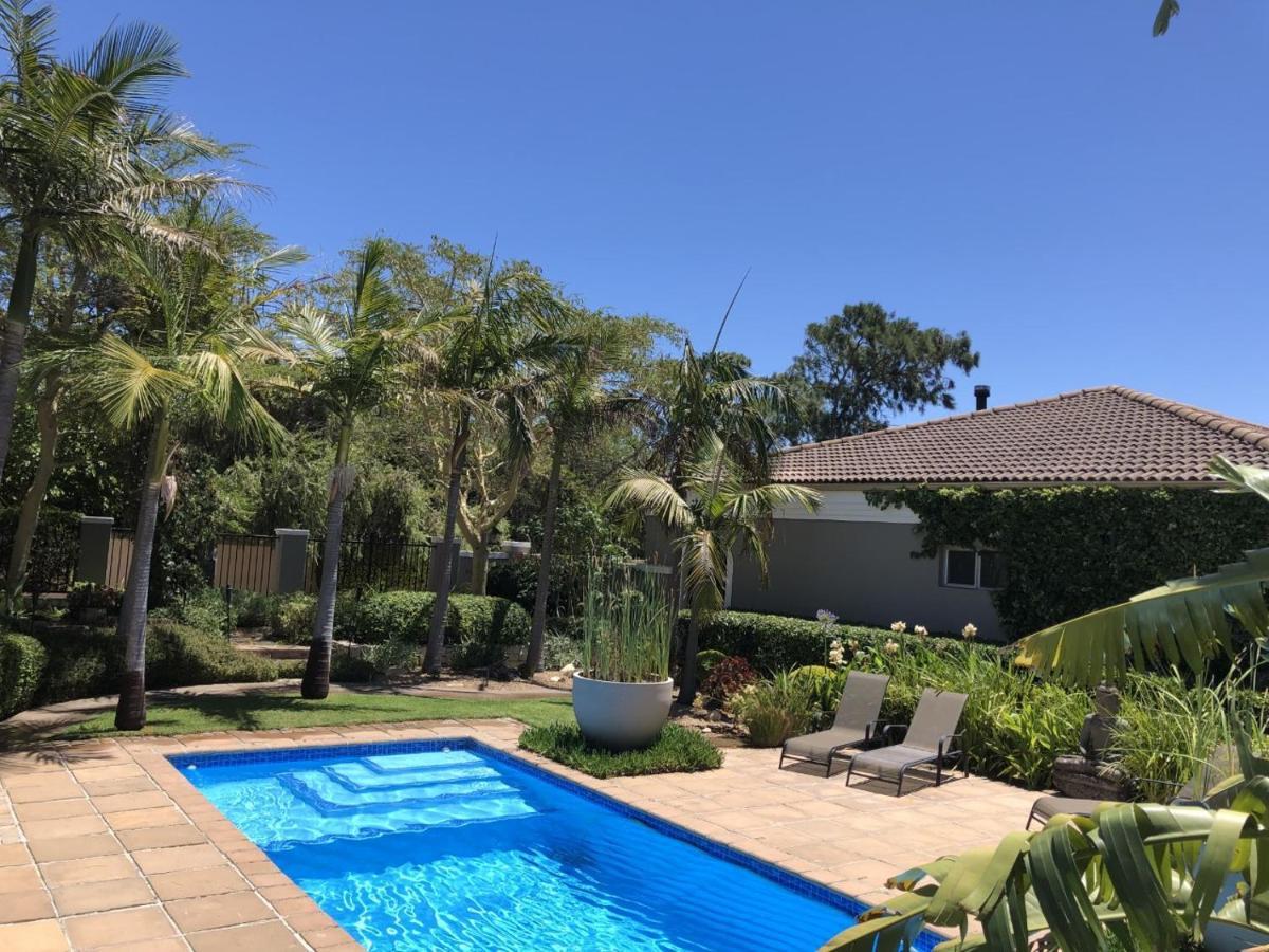 African Palm Cottage And Guesthouse Durbanville Bagian luar foto