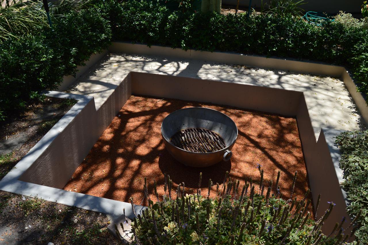 African Palm Cottage And Guesthouse Durbanville Bagian luar foto