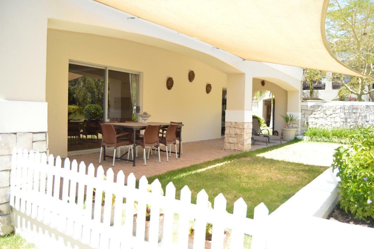 African Palm Cottage And Guesthouse Durbanville Bagian luar foto