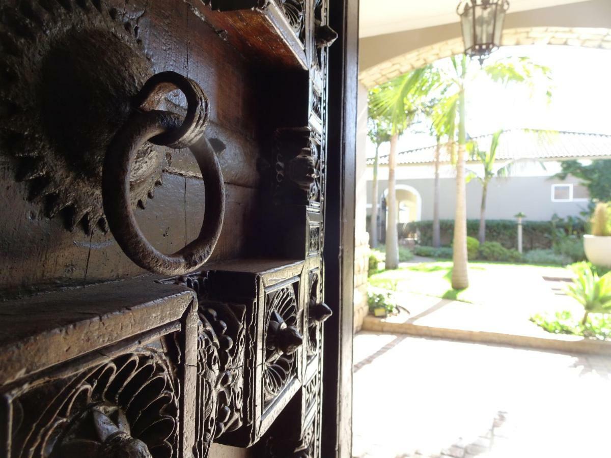 African Palm Cottage And Guesthouse Durbanville Bagian luar foto